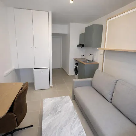 Exclusive Cozy - Near Arc De Triomphe Appartement Parijs